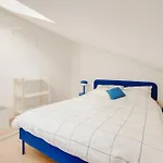 Appartement De La Salle Neuf Et Tout Equipe